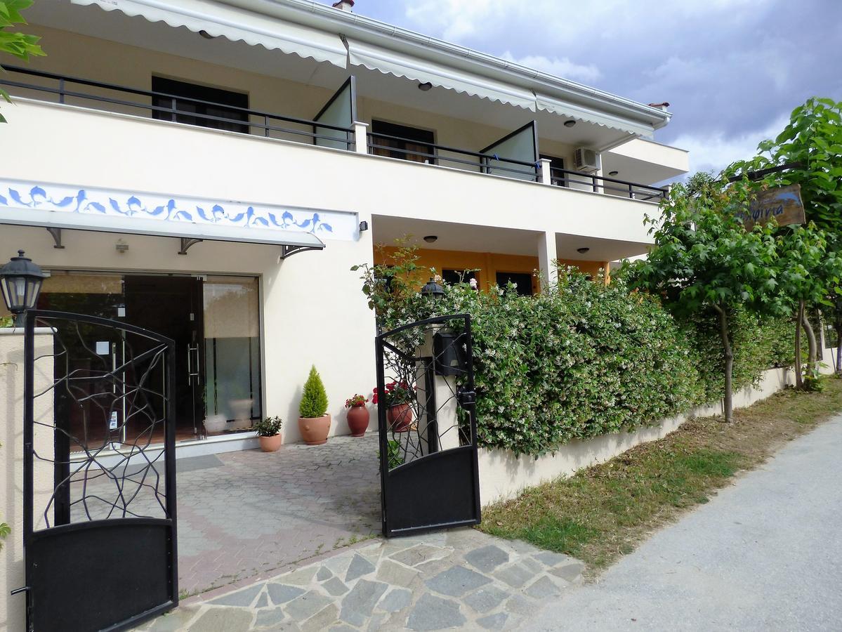 Dolphins Apartments & Rooms Лименас Екстериор снимка